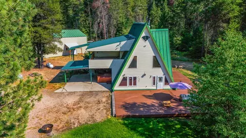 33817 N Journey Ln, Chattaroy, WA 99003