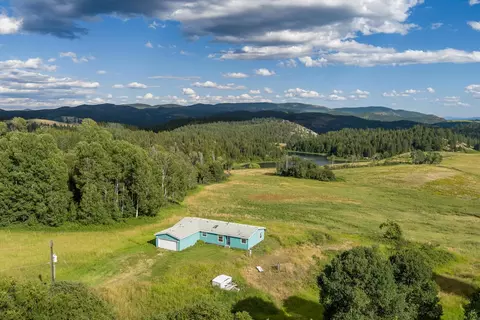 3262 Hill Loop Rd, Kettle Falls, WA 99141