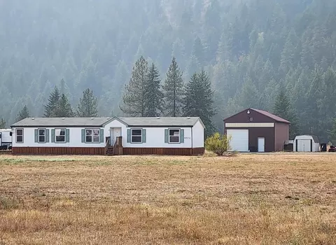 657 A Williams Lake Rd, Colville, WA 99114
