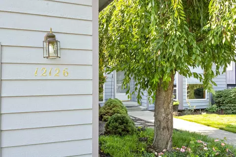12126 E 37th Ct, Spokane, WA 99206 photo 5