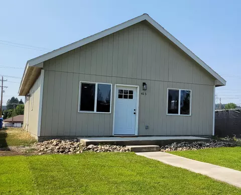 413 S Newport Ave, Newport, WA 99156
