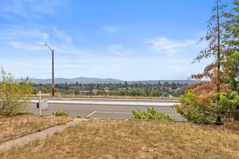 2115 E Illinois Ave, Spokane, WA 99207 photo 2