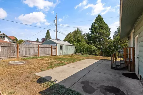 327 E Crown Ave, Spokane, WA 99207 photo 22