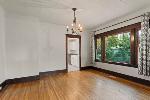 327 E Crown Ave, Spokane, WA 99207 photo 6
