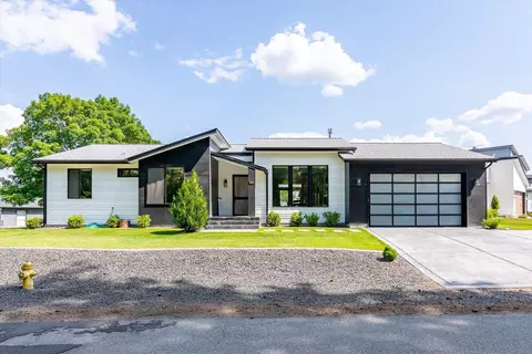 8808 E Wellesley Ave, Spokane, WA 99212