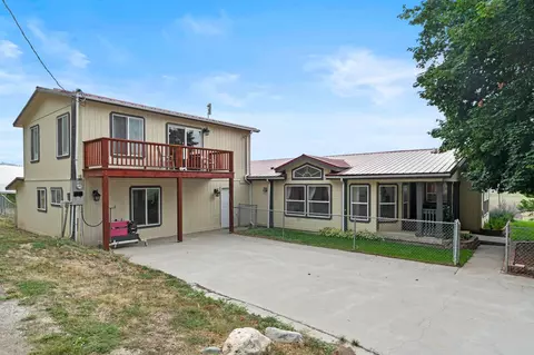 3322 Long Praire Rd, Valley, WA 99181