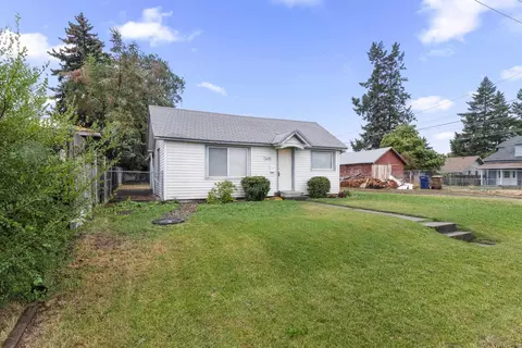 2118 E Buckeye Ave, Spokane, WA 99207 photo 2