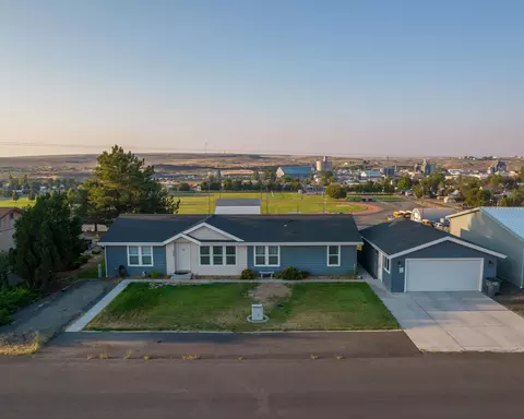 306 W 8th Ave, Odessa, WA 99159