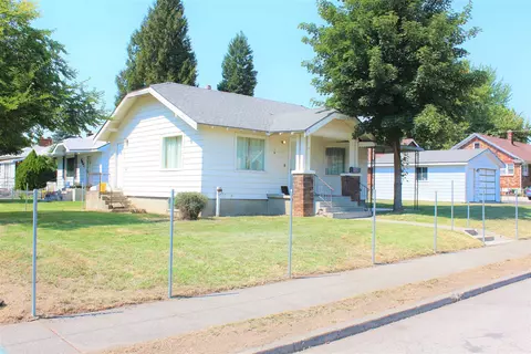 3403 N Addision St, Spokane, WA 99207