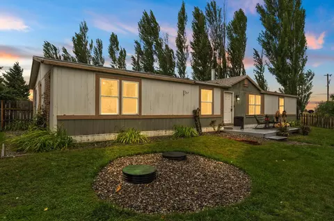 1813 S Lyons Rd, Airway Heights, WA 99001
