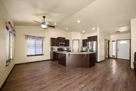 905 S Eagles Ct, Spokane, WA 99224 photo 4