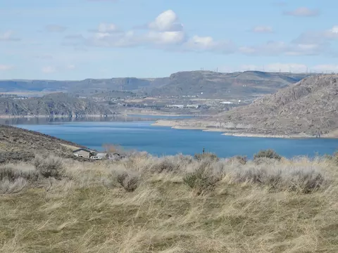 46545 Meadowlark Ln N, Grand Coulee, WA 99133