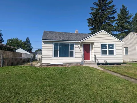 4811 N Cannon St, Spokane, WA 99205