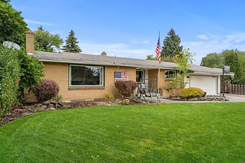 8807 E Knox Ave, Spokane Valley, WA 99212