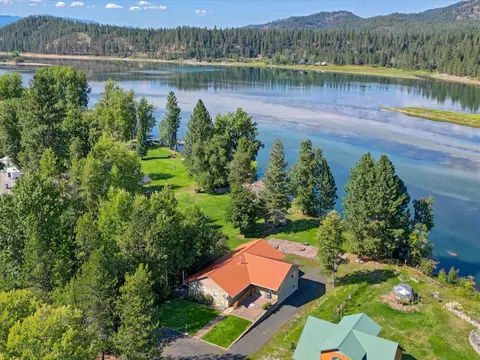 31 Patriel Rd, Newport, WA 99156