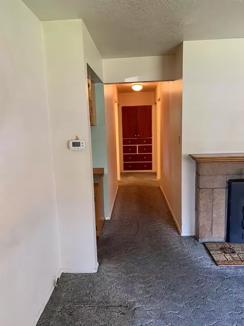 1235 E 37th Ave, Spokane, WA 99203 photo 8