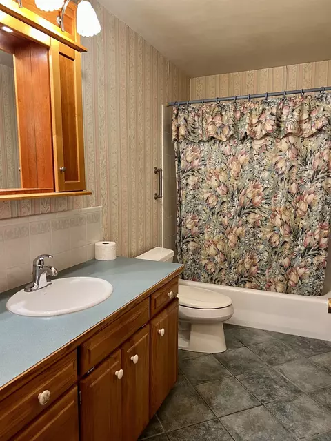 1235 E 37th Ave, Spokane, WA 99203 photo 10