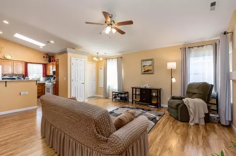 1621 E Devoe Ln, Spokane, WA 99217 photo 8