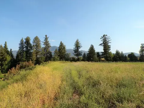 781 N J N Hwy 395 Hwy, Kettle Falls, WA 99141