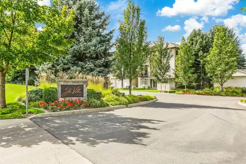 22855 E Country Vista Dr #485, Liberty Lake, WA 99019