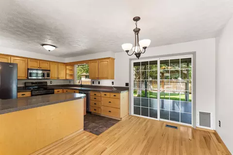 4107 E 46th Ct, Spokane, WA 99223 photo 8