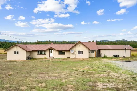 323451 Highway 2, Newport, WA 99156