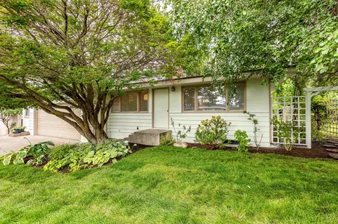 3606 W Woodside Ave, Spokane, WA 99208