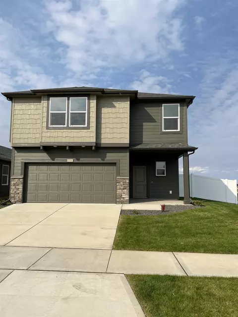 8402 W Red Ave, Cheney, WA 99004