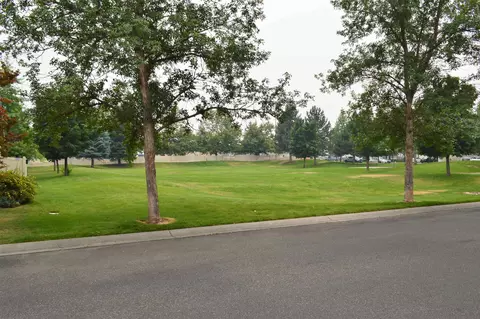 1505 E Devoe Ln, Spokane, WA 99217 photo 32