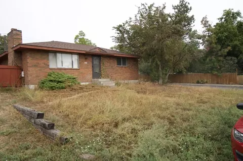 2903 N Hemlock St, Spokane, WA 99205