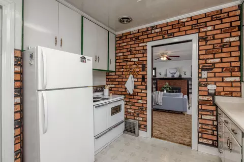 1022 Everett Ave, Spokane, WA 99207 photo 8