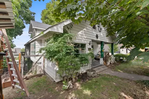 527 E 7th Ave, Spokane, WA 99202 photo 2