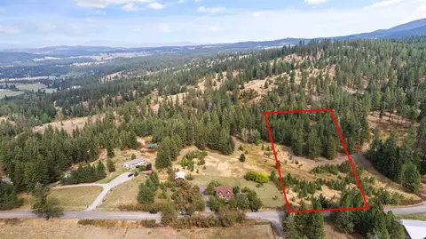 223 Nn N Madison Rd, Mead, WA 99021