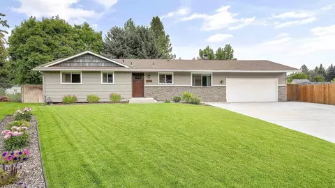 11810 N Monroe Ct, Spokane, WA 99218