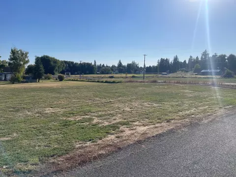 Nka 1st St, Oakesdale, WA 99158