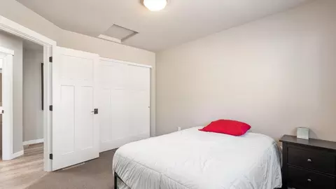 219 E Sapphire Ln, Spokane, WA 99208 photo 27