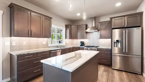 219 E Sapphire Ln, Spokane, WA 99208 photo 9