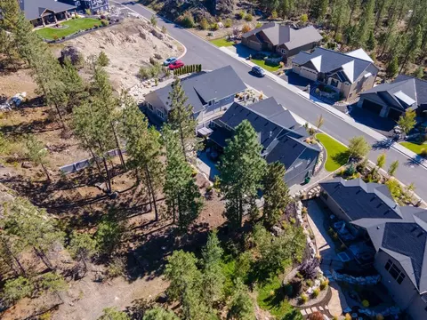 219 E Sapphire Ln, Spokane, WA 99208 photo 43