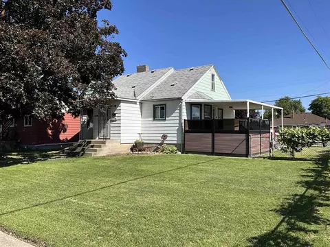 1127 E Rockwell Ave, Spokane, WA 99207