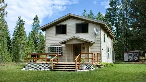 3354 Kingsbury Lake Way, Kettle Falls, WA 99141