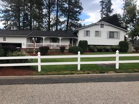 7414 W Johannsen Ave, Nine Mile Falls, WA 99026