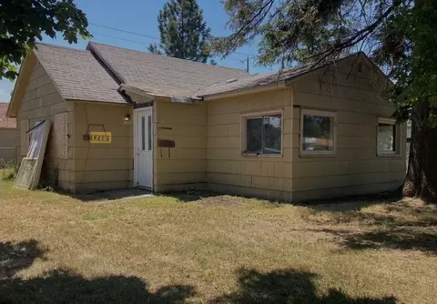 1218 E Nebraska Ave, Spokane, WA 99207