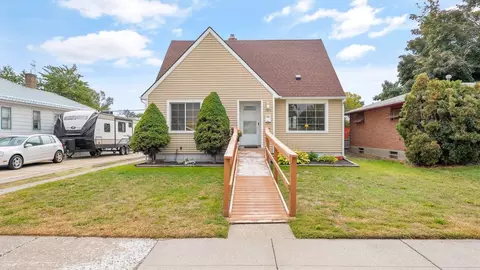 2528 E Columbia Ave, Spokane, WA 99208