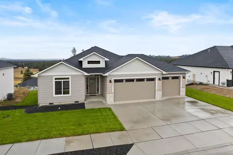 9415 W Kite Dr, Cheney, WA 99004