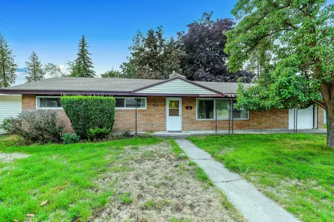 1712 E 37th Ave, Spokane, WA 99203