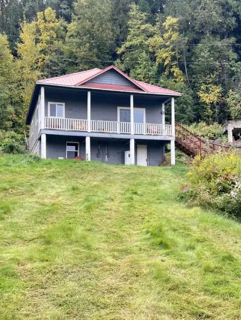 314 Lehigh Hill Rd, Metaline Falls, WA 99153