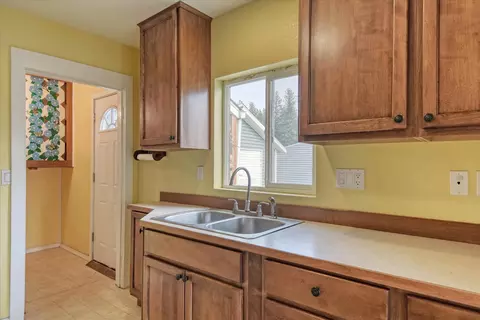 8405 E Upriver Dr, Spokane, WA 99212 photo 7