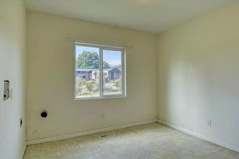 8405 E Upriver Dr, Spokane, WA 99212 photo 13
