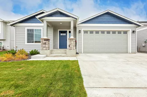 18126 E Selkirk Estates Rd, Greenacres, WA 99016