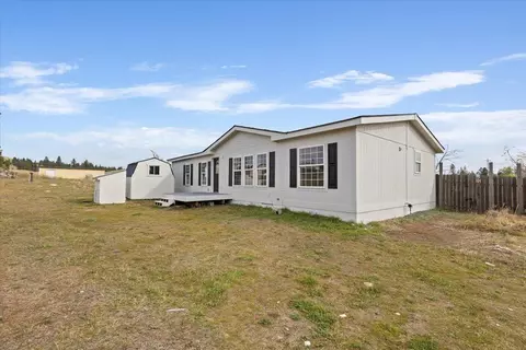 7828 S Keene Rd, Medical Lake, WA 99022